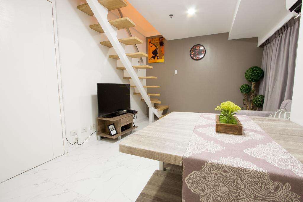 טאגיג Oasis Regency @ Fort Victoria Bgc מראה חיצוני תמונה