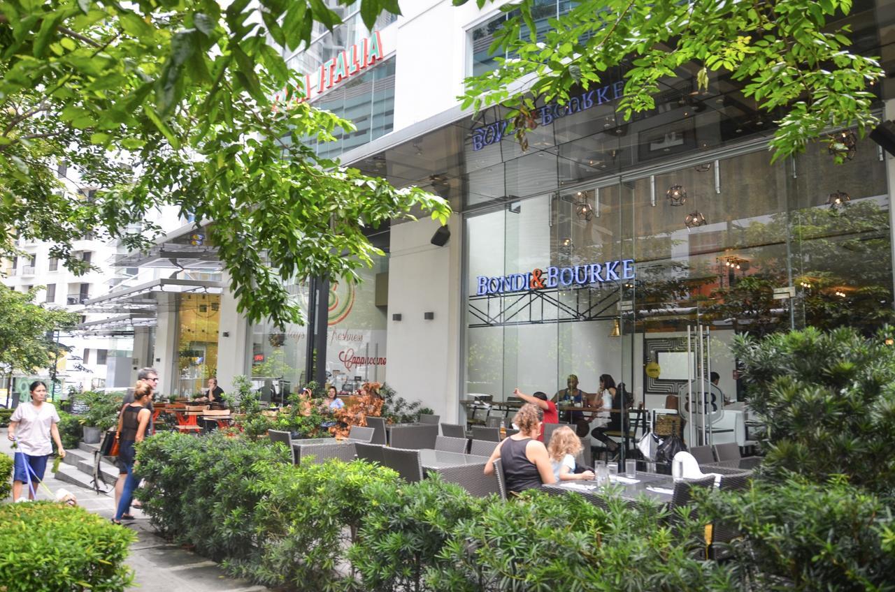 טאגיג Oasis Regency @ Fort Victoria Bgc מראה חיצוני תמונה